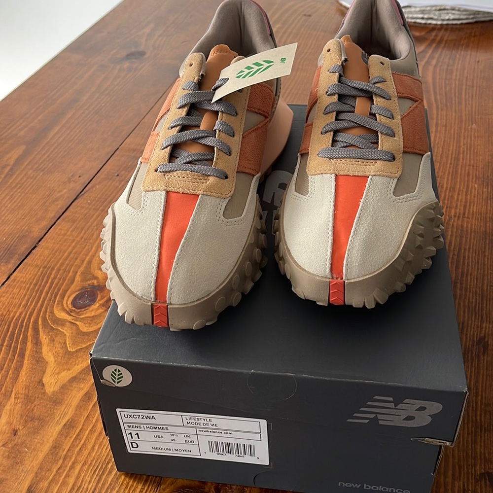 New balance shoes